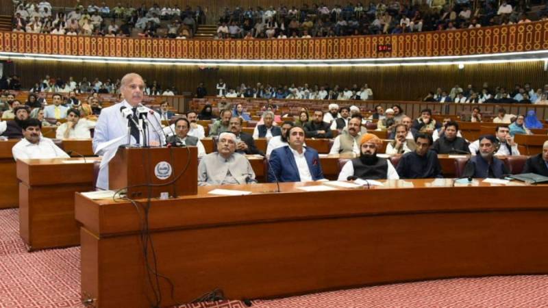 Understanding Pakistan’s Socioeconomic Paradox
