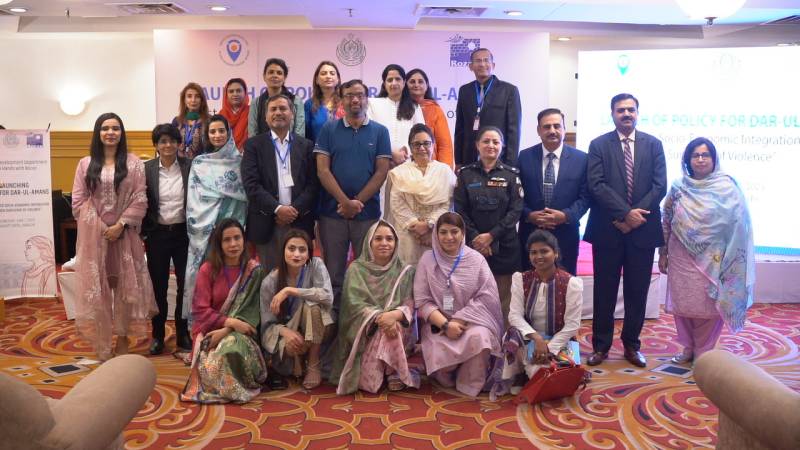 Women Development Department Sindh Joins hands With ROZAN To Launch Policy On Dar ul Amans,