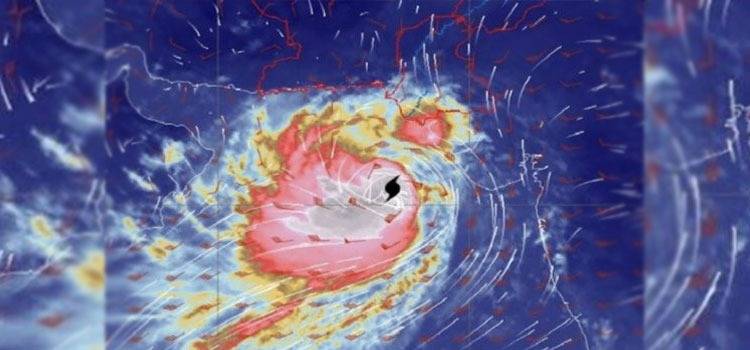 Biparjoy Rages Towards Karachi As Evacuations Continue