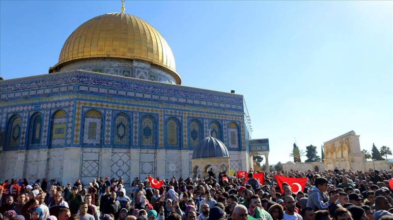 Clash Of Civilizations? The Muslim World And The West