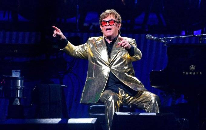 Elton John Bids Farewell To 'Lifeblood' Fans At Final Concert