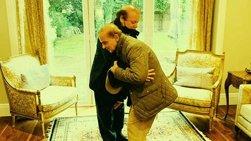 Shehbaz Reaches London To Discuss Nawaz Sharif’s Return