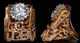 How Much Is Too Much? This Autumn, You Can't Wear Enough Jewellery 