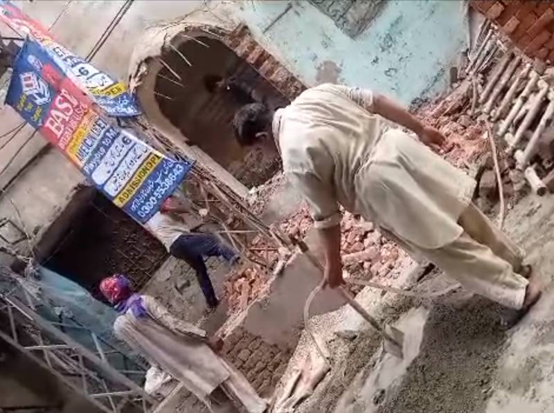 Despite LHC Orders, Ahmadi Worship Place Older Than 1947 Vandalized In Lahore