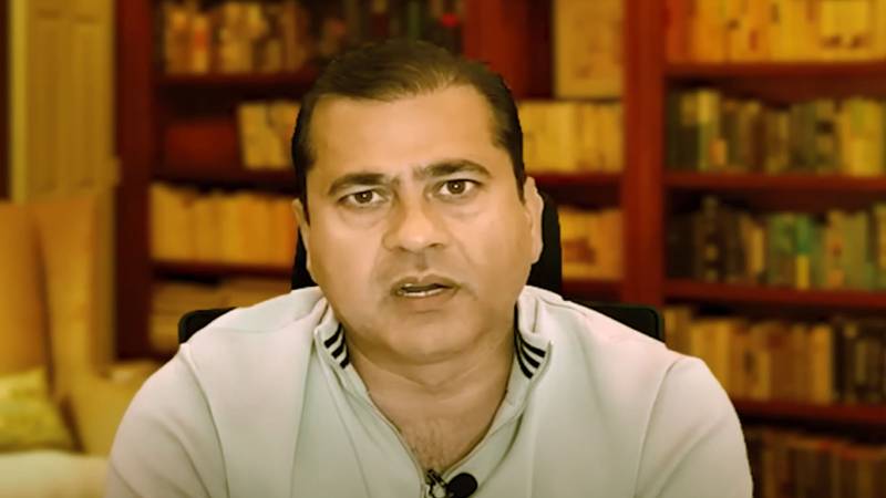 Journalist Imran Riaz Khan Returns Home After Nearly 5 Months