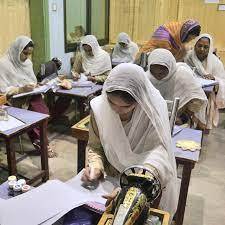  The Diary Of A Pakistani Working Woman