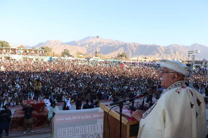 No Compromise On Democracy: Mahmood Khan Achakzai 