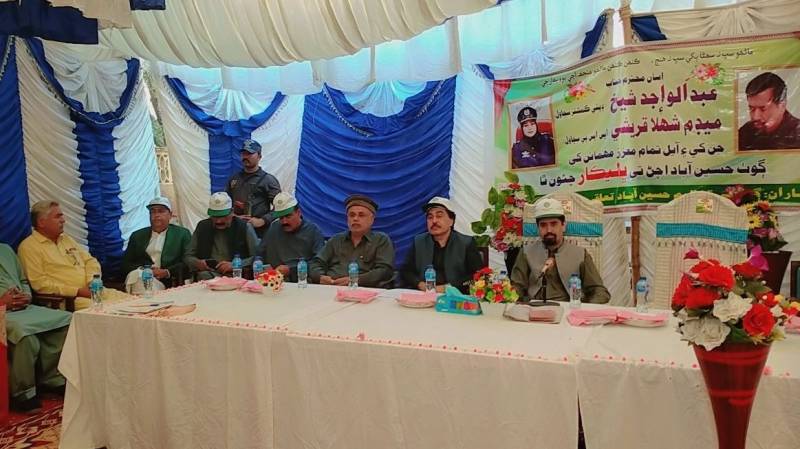 Sujawal Village Residents Stress Importance Of Living Harmoniously