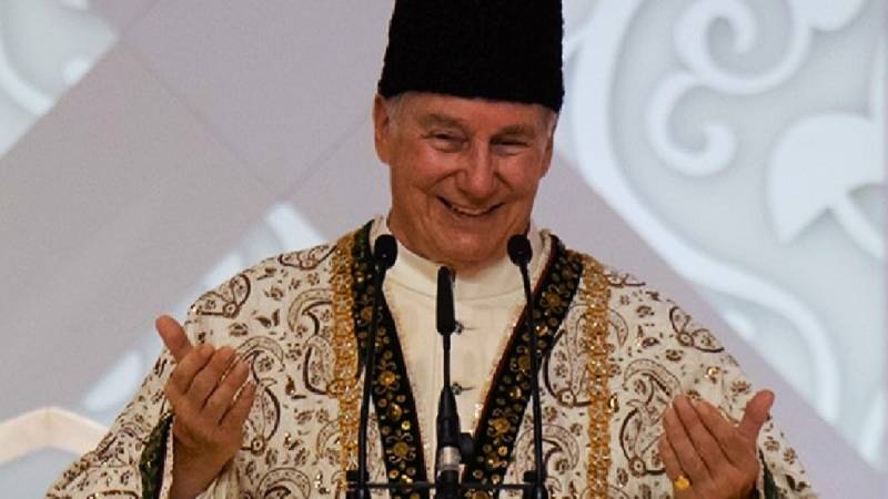 Pakistan's Ismaili Community Celebrates 87th Birthday of Prince Karim Aga Khan