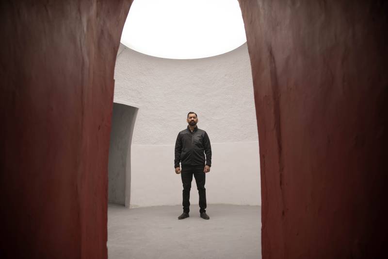 Artist Imran Qureshi Unveils Solo Show 