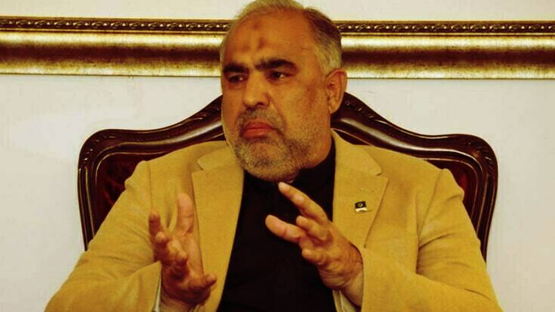 PTI Distances Itself From YouTubers Adil Raja, Haider Mehdi