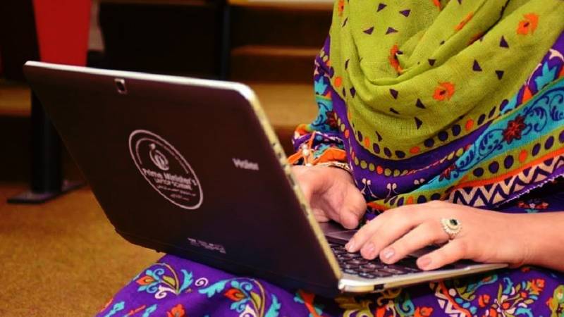 Punjab Govt To Distribute Laptops Among Students
