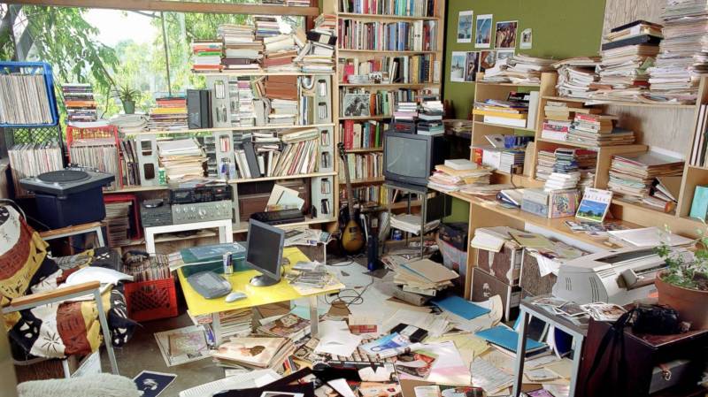 Less Clutter, More Peace