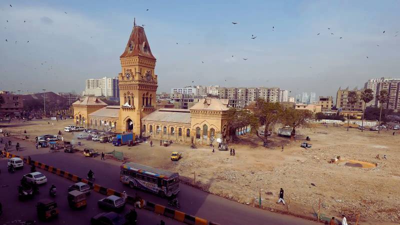 Karachi A City That Refuses To Fall