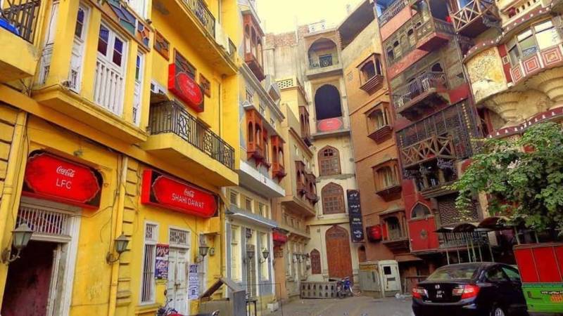 Exploring Old Anarkali & Food Eateries