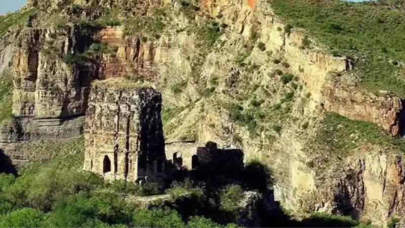 Exploring Nandana Fort: Al-Biruni’s Legacy And The Lost Golden Age Of Muslim Science