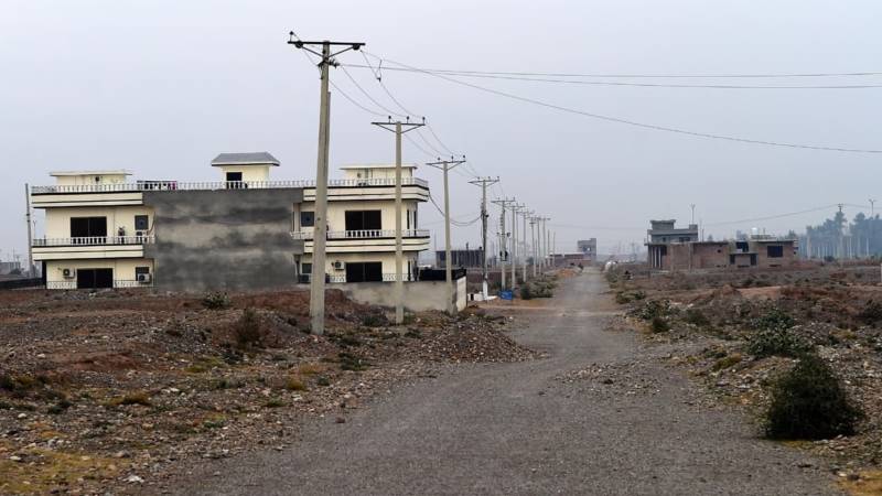 Regi Model Town: Three Decades Of Broken Promises And Bureaucratic Negligence