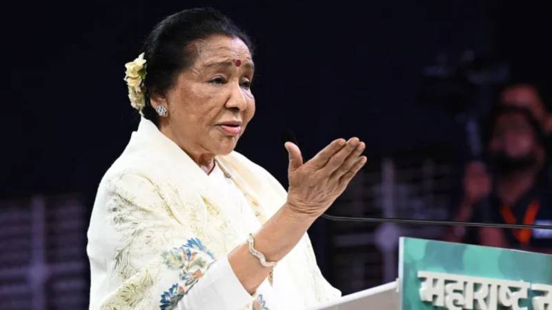 Legendary Indian Singer Asha Bhosle Passes Away