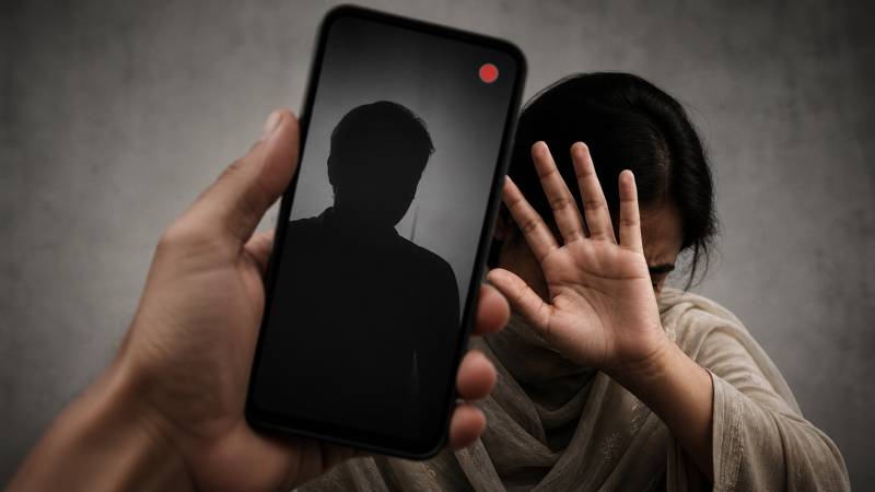 Is Consent Optional In Pakistan’s Vlogging Culture?