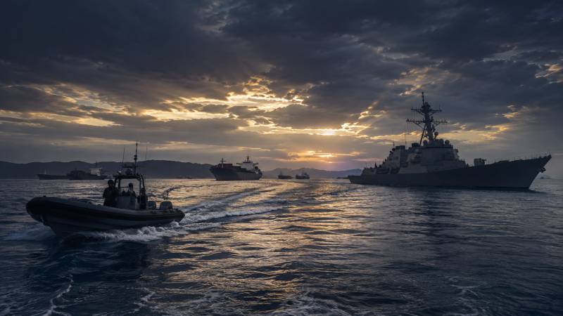 American Dime, Persian Mosaic—And A Fleet Of Mosquitoes In The Hormuz Blues