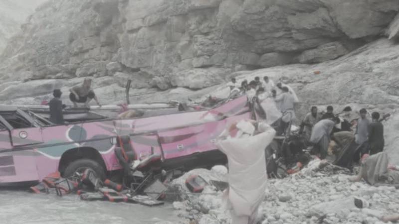 40 Killed As Quetta-Peshawar Coach Plunges Into Ravine Near Zhob
